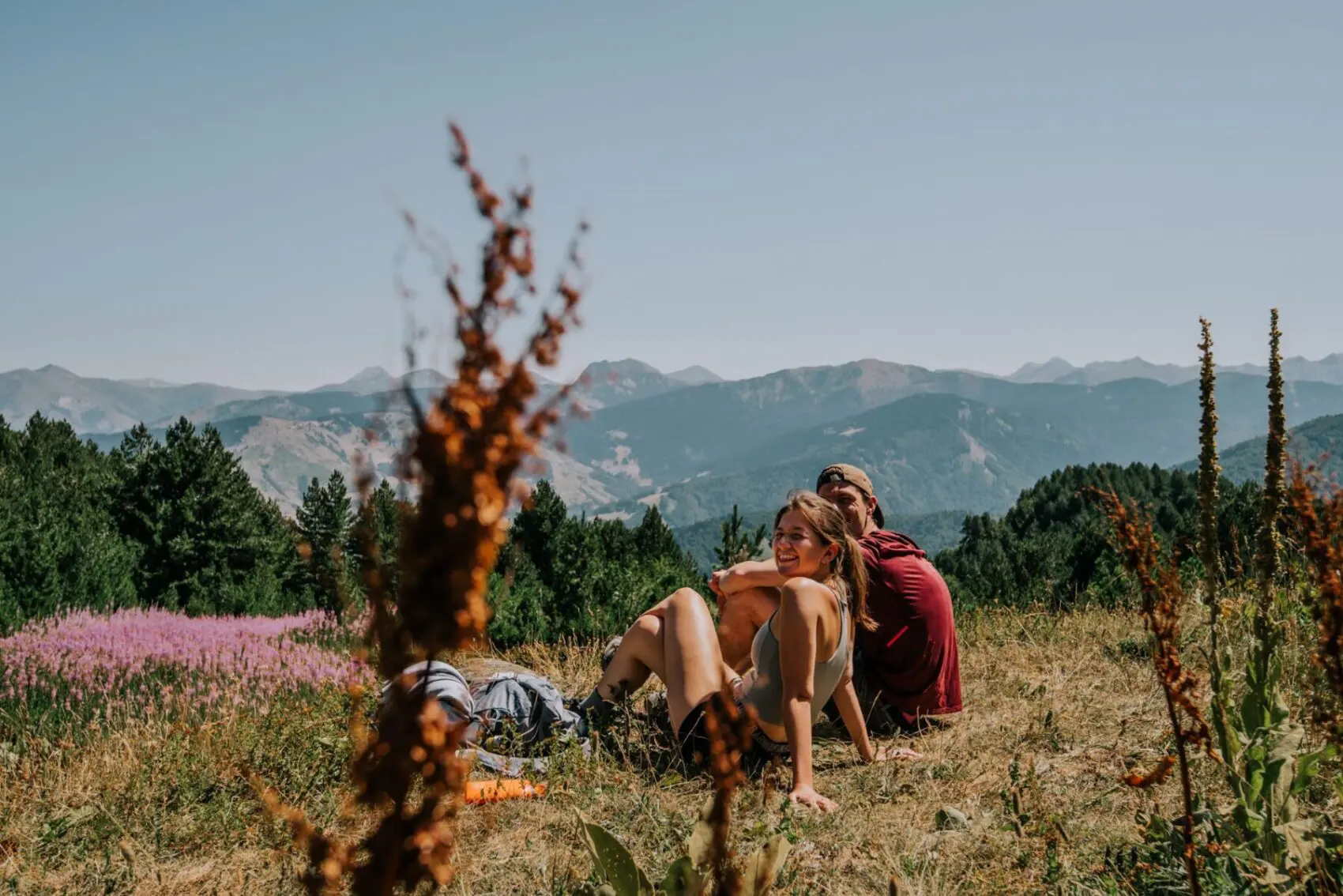 Couple de randonneur qui font une pause - Balkan Trail - trek