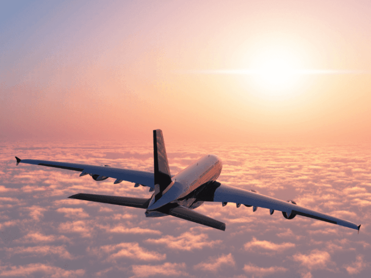 Vliegtuig terug naar Tirana na de Balkan Trail